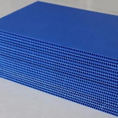 Sistema de tratamiento corona para láminas de plástico